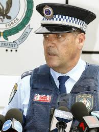 How did this man die at a shopping centre?