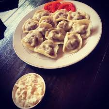 Smeentara dimsum sendiri ratusan jenisnya. Pelmeni Dengan Daging Sapi Dengan Cocolan Smetana Sour Cream Picture Of Warung Podsolnuhi Slavic Russian Cuisine Legian Tripadvisor