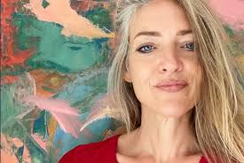 Jacqui Painter: Discovering creative voice through abstract art