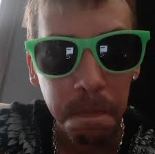 Darren Reece updated his profile picture.