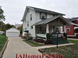 226 Johnson Ave Nw Cedar Rapids Ia 52405 Zillow Great 226 Johnson Ave Nw Cedar Rapids Ia 52405 Zillow Hom In 2020 Zillow Homes For Sale House For Sell Zillow Homes