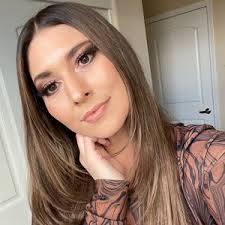 Abbey Kay (@abbeykay.co)