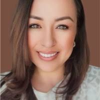 Adriana Deleon's Instagram, Twitter & Facebook