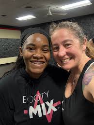 Come dance with me before you start your weekend! I'll be