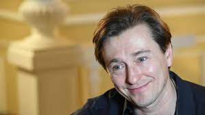 Сергей безруков и анна матисон принимают поздравления по случаю появления на свет их третьего общего ребенка. Sergej Bezrukov Perenes Infarkt Pryamo Na Scene Infopress Am