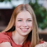 Ashley Packer's Instagram, Twitter & Facebook