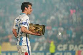 In 2014 maakte hij op achttienjarige leeftijd zijn. Pachuca Campeon De La Concacaf Fotos De El Siglo