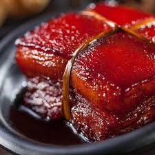 這款東坡肉將燒豬肉加酒做成紅燒肉小火慢 ...