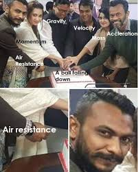 T̶w̶i̶n̶k̶l̶e̶, t̶w̶i̶n̶k̶l̶e̶, l̶i̶t̶t̶l̶e̶ s̶t̶a̶r̶ Emit, emit, gigantic  ball of gas