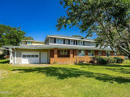 405 Windward Lane, Morehead City, NC 28557