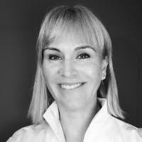 5900+ Profile mit dem Suchbegriff „Manuela“