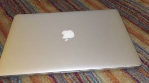 The wireless web test measures battery life by wirelessly browsing 25 popular websites with display brightness set to 50%. Mid 2012 15 Retina Macbook Pro Overview Youtube
