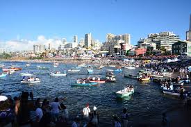 Festa de Iemanjá: confira tudo que você precisa saber sobre o evento religioso em Salvador