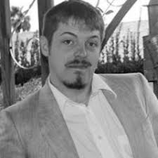 Stream Thomas Henn 4 music