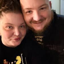 Tara Gage's Instagram, Twitter & Facebook