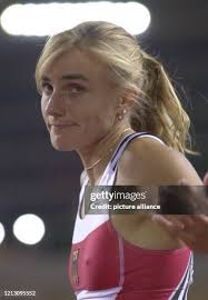 26 Stabhochspringerin Stock Photos, High-Res Pictures, and Images