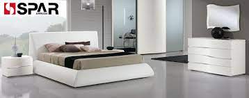 Composizione camera da letto moderna a marchio berloni (pesaro urbino). Partners Studio Casa Group