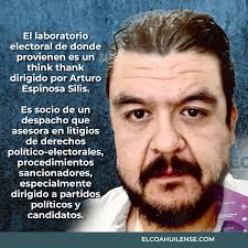 El presidente del Instituto Electoral de Coahuila, Rodrigo Paredes Lozano,  organizó un curso impartido por Luis Fernando Landeros Ortiz, expresidente  del Instituto Electoral de Aguascalientes, y el exasesor de éste, Víctor  Díaz