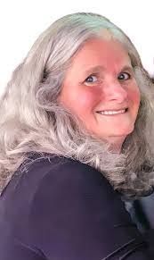 Jessica Ragland's Instagram, Twitter & Facebook