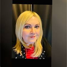 It was great to graduate from Trinity College Dublin's Creative and  Cultural Entrepreneurship course today. My middle name had a very fun day  out too!