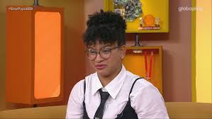 Milena se emociona com recado da família: 'Faz tanto tempo que eu não ouço esse titia'