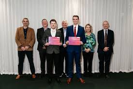 Is there a non-compliance issue with overseas income?