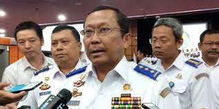 Dalam beleid itu, kemenhub akan memberikan pelayanan angkutan antarmoda untuk memenuhi kebutuhan angkutan umum yang selamat, aman, nyaman, dan terjangkau, khususnya di kawasan strategis pariwisata nasional. Kemenhub Beberkan 5 Masalah Di Sektor Transportasi Darat Ri Merdeka Com