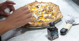 300 g di farina tipo 00 o 0. 10 Grandi Pizze D Amare Che Hanno Segnato L Estate 2017