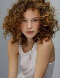 Here are the best ways to style short curly hair, and these celebrity looks the liberating feeling that comes from chopping off your hair isn't reserved only for those with straight and wavy textures. Pin By Juliana Cirillo On Haircut In 2020 Medium Curly Hair Styles Curly Hair Styles Naturally Short Natural Curly Hair