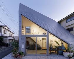 Managed by sumitomo realty & development co., ltd., the hotels provide a full range of services and facilities to enrich your travel experience. Japan S Dog Architect Designs Small House And Artist Studio With Sloping Roof That Provides View Of Artwork Display Wall De51gn