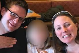 Alex Chute's Instagram, Twitter & Facebook