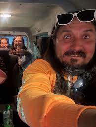 En Quito me desquito!! Las bellas y famosas postales de la capital y sus  habitantes, amooooor! Mua carajo! 💋✨