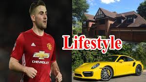 Luke shaw suffered an injury blow as he was carried off on a stretcher during england's nations there was a long break in play as medics gathered around to provide shaw with oxygen, leaving. Luke Shaw Lifestyle Family House Wife Cars Net Worth Income Luk Lifestyle Youtube Mens Tops