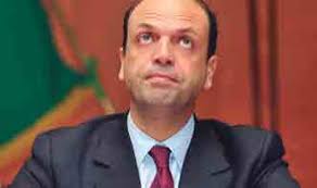 Floriculturas se preparam para Dia de Finados