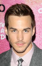 Se estrenó el 14 de enero de 2013. Vampire Diaries Casts Carrie Diaries Actor