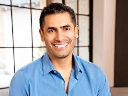 The 15 Men Competing to Father a Woman's Kids