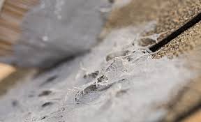 Riss In Dachpappe Uberbrucken Mit Jungkeit Wasserdicht Dach Dachfarbe Dachsanierung