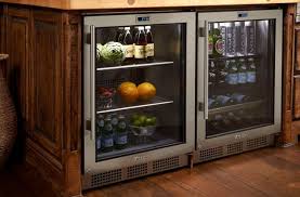 In the uk a wine cooler generally refers to those small sleeves, or single containers where you can wrap it around a bottle, or place a the cabinet has touch controls that operate the temperature settings and the light. 5 Best Beverage Refrigerators Reviews Of 2021 In The Uk Bestadvisers Co Uk