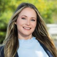 Natasha Gibson's Instagram, Twitter & Facebook