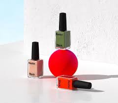 This product made form 7 free. 10 Sustainable Eco Friendly Nail Polish Brands Vegan Non Toxic