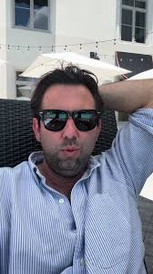 Stylish Pool Outfit Tips for Men