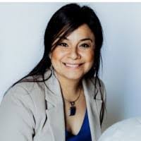 Leticia Middleton's Instagram, Twitter & Facebook