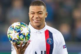 В 13 лет мбаппе был приглашен зинедином зиданом в «реал». Mbappe Rasskazal Kto Byl Ego Kumirom V Detstve Portal Novostej Lb Ua