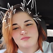 Amanda Mecham's Instagram, Twitter & Facebook