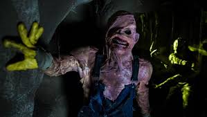 Take a look inside the vampires club at europa park horror nights and discover fantastic addition for halloween. Horror Nights Im Europa Park 2016 Mit Besucherrekord 90 000 Besucher Feiern 10 Geburtstag Des Events