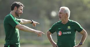 Maybe you would like to learn more about one of these? Of Van Marwijk Salaris Van Bommel Betaalt Complete Onzin Wk 2018 Ed Nl
