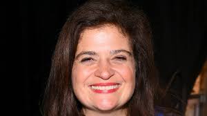 16 Ingredients Alex Guarnaschelli Keeps In The Pantry #Foodnetwork  #Alexguarnaschellib