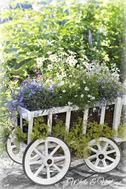 White And Vintage Garten Deko Leiterwagen Gartendekor