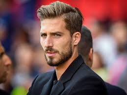 Kevin trapp is a german professional footballer who plays as a goalkeeper for bundesliga club eintracht frankfurt and the germany national t. Video Panne Kevin Trapp Wechselt Von Paris Saint Germain Zu Eintracht Frankfurt Kicker