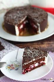 Foret Noire La Recette Expliquee En Details Recette Ptitchef Recette Recette Entremet Alimentation Gateaux Et Desserts